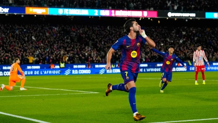 Ferran Torres celebra el 3-1 frente al Atlético de Madrid en LaLiga