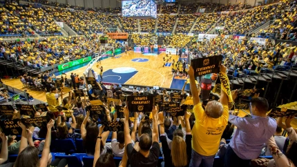 El Pabellón Insular Santiago Martín, habitualmente lleno.