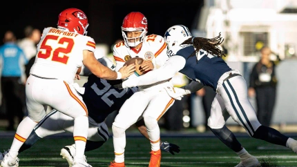Patrick Mahomes, quarterback de Kansas City Chiefs frente a Dallas Cowboys