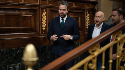 El diputado del PSOE Juanfran Serrano durante una sesión plenaria en el Congreso de los Diputados