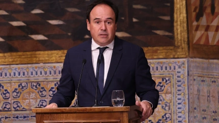 Pérez Llorca en una de sus primeras comparecencias