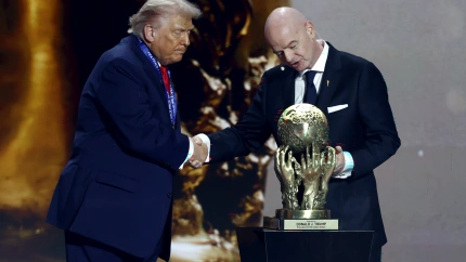 Donald Trump recibe el Premio de la Paz de la FIFA