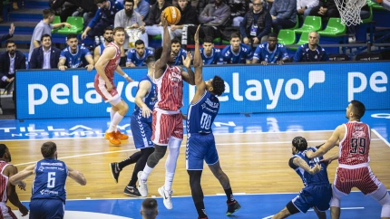 UCAM Murcia CB sigue ofreciendo espectáculo