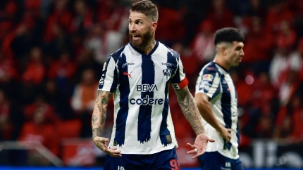Sergio Ramos, con la camiseta de Monterrey