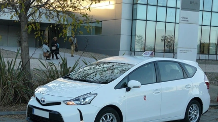 Imagen de archivo de un taxi en Zaragoza