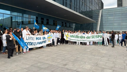Protesta de médicos en el HUCA
