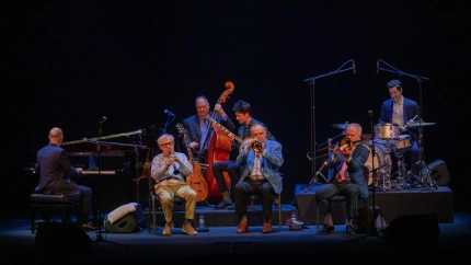 El director de cine Woody Allen durante una actuación de la 55 edición del Festival de Jazz de Barcelona, en el Teatre Tívoli, a 18 de septiembre de 2023