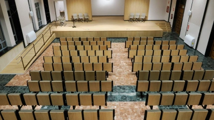 El Seminario Diocesano de Valladolid estrena su salón de actos tras una reforma integral