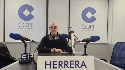 El fotógrafo toledano ha retratado a cientos de personajes famosos, entre ellos 6 premios Nobel de la Paz