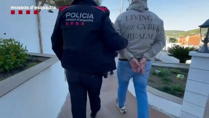 La operación policial concluye con 9 personas detenidas, 7 por tráfico de medicamentos y 2 por blanqueo de capitales