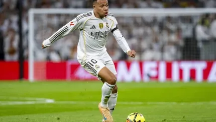 Kylian Mbappé, durante un encuentro con el Real Madrid