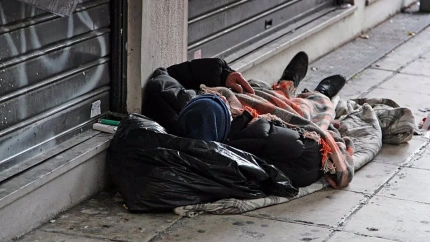 Una persona sin hogar