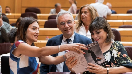 Tres senadores del PSOE, entre ellos José Javier Izquierdo Roncero