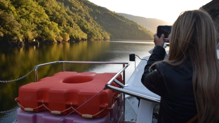 Más de 57.000 personas eligieron los catamaranes de la Diputación para realizar rutas fluviales por los ríos Miño y Sil