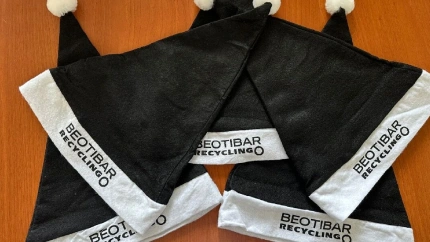 Gorros de Navidad y lanzamiento de peluches este domingo en Miribilla