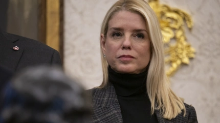 Pam Bondi, fiscal general de EE. UU.