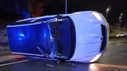 El vehículo ocupaba parte de la calzada