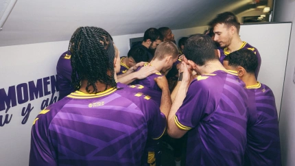 Corro de jugadores del SuperAgropal Palencia