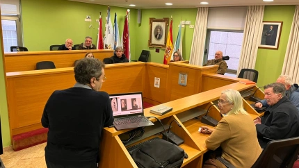 El encuentro informativo sobre Santa Catalina tuvo lugar en el concello de Ares