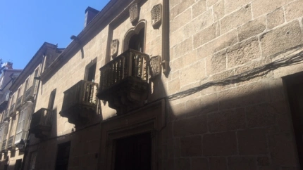Edificio del Liceo en pleno casco histórico