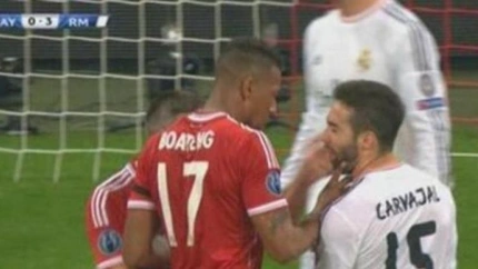 Bofetada de Ribéry a Carvajal