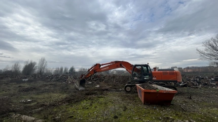 Ponferrada (León) comienza a limpiar su mayor vertedero ilegal: 20.000 toneladas de escombros a coste cero