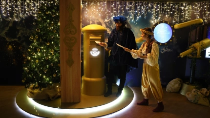 (Foto de ARCHIVO)Apertura del departamento virtual de envíos extraordinarios de Correos por Navidad, en el palacio de Cibeles, a 20 de diciembre de 2024, en Madrid (España). Correos vuelve a abrir las puertas de su Departamento de Envíos Extraordinarios Virtual esta Navidad. Gracias a esta iniciativa, que cumple ahora nueve años desde su primera edición en 2016, los niños y niñas pueden descubrir al detalle el fascinante viaje que realizan sus cartas desde que son escritas por ellos hasta que llegan a manos de Papá Noel y de los Reyes Magos.Marta Fernández / Europa Press20 DICIEMBRE 2024;CORREOS;DEPARTAMENTO;ENVÍOS;EXTRAORDINARIOS;NAVIDAD20/12/2024