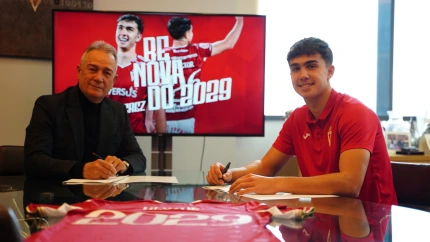 El Real Murcia blinda a Héctor Pérez hasta junio de 2029