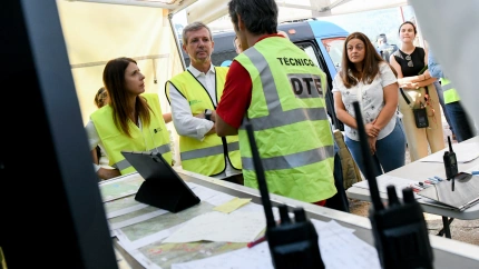 Rueda con la Conselleira de Medio Rural durante la ola de incendios del verano de 2025