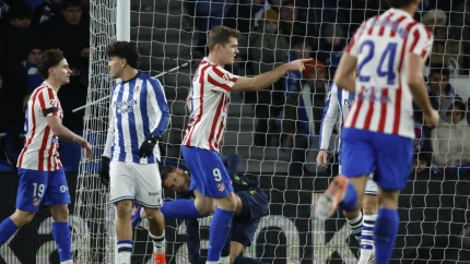Sorloth celebra el gol del Atlético de Madrid a la Real Sociedad