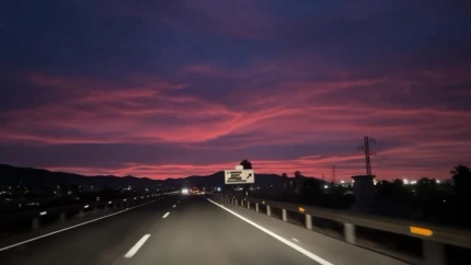 Cinco heridos tras un violento choque entre dos coches en Motril