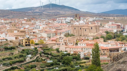 Ágreda y Aerogeneradores (Castilla y León, España)