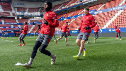 Osasuna entrenando en El Sadar