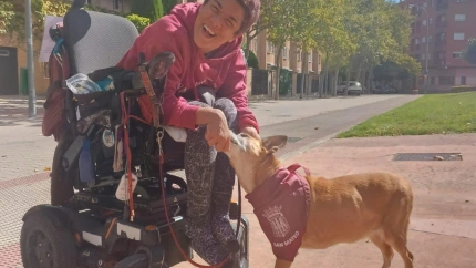 Sandra busca un nuevo perro de asistencia tras perder a su compañera Gema