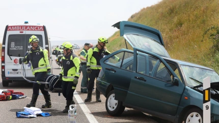 Accidente el pasado 2025 entre dos turismos en la carretera N-610, entre las localidades palentinas de Mazariegos y Castromocho