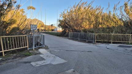 La antigua barandilla presentaba un avanzado estado de deterioro