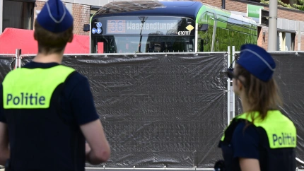 Bélgica, Amberes: Agentes de policía