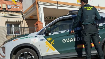 Patrulla de la Guardia Civil en Cantabria