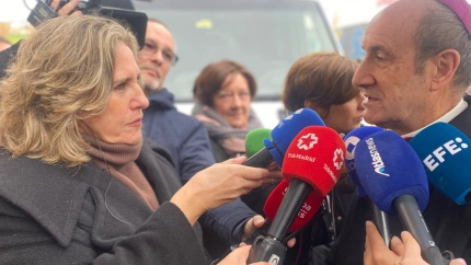 Cristina entrevista al obispo de Córdoba  monseñor Jesús Fernández González