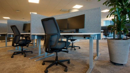 Silla vacía en la oficina de una empresa