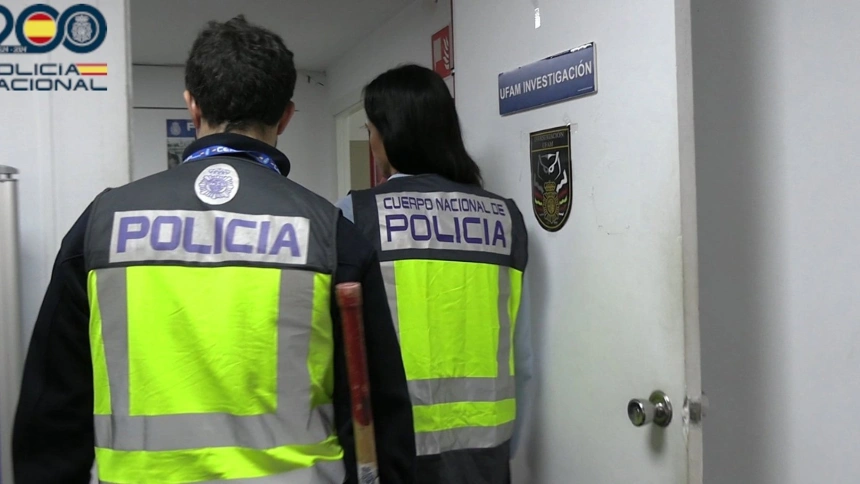 A prisión por maltratar y agredir sexualmente a al menos cinco mujeres, una de ellas menor.SOCIEDAD POLICÍA NACIONAL