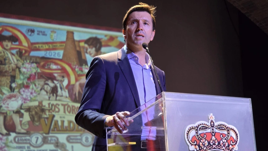 Santiago Villena, alcalde de Valdemorillo, en El Albero