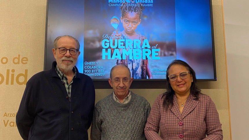 Presentación de la campaña de Manos Unidas contra el hambre, a cargo del consiliario de Manos Unidas en Valladolid, José María Gil, y el presidente-delegado de la entidad, Antonio Álvarez.