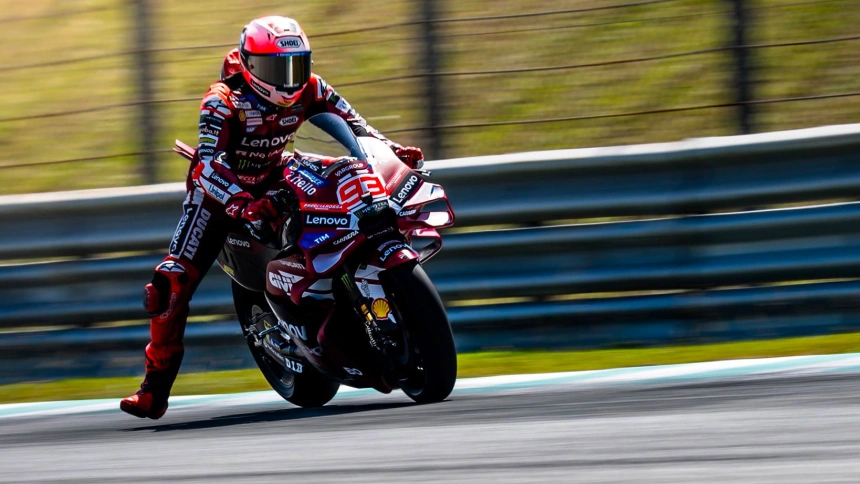 Marc Márquez, durante los test en Sepang