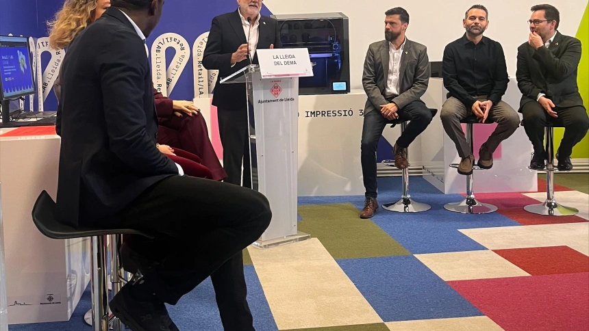 Fèlix Larrosa presenta la campaña, "La Lleida del demà"