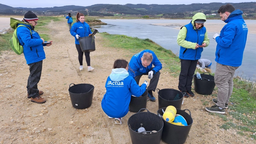 Recuento de basura en la limpieza de Baldaio-Razo (A Coruña)