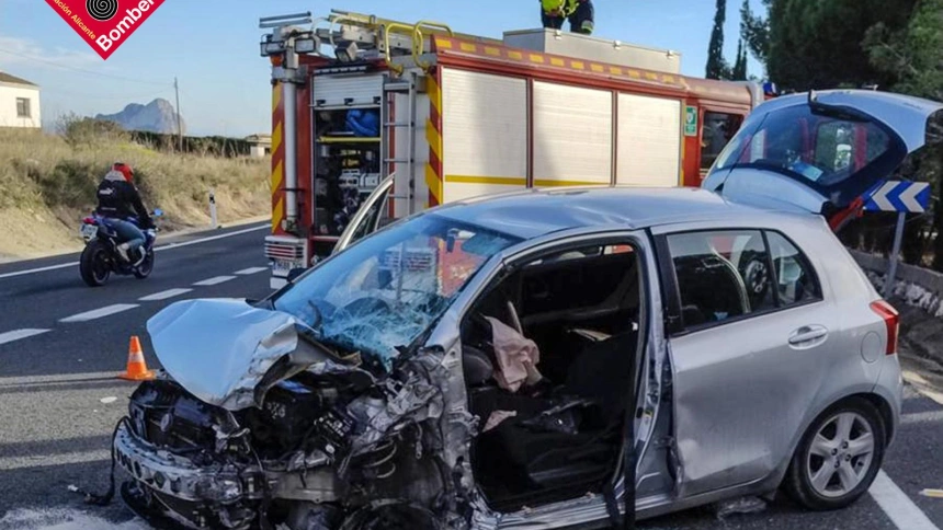 Choque frontal en Benissa