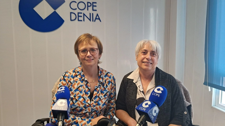 Magdalena García Irles, decana de la Facultad de Ciencias de la Universidad de Alicante, y Juana Jordà, directora de Gasterra