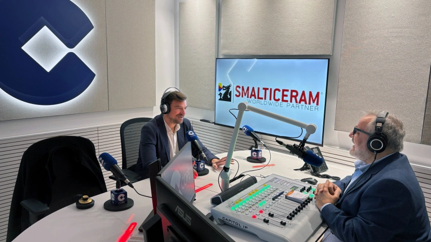 Fernando Tomás visita los estudios de COPE Castellón