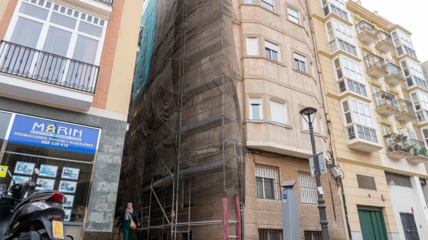 Edificio con obras